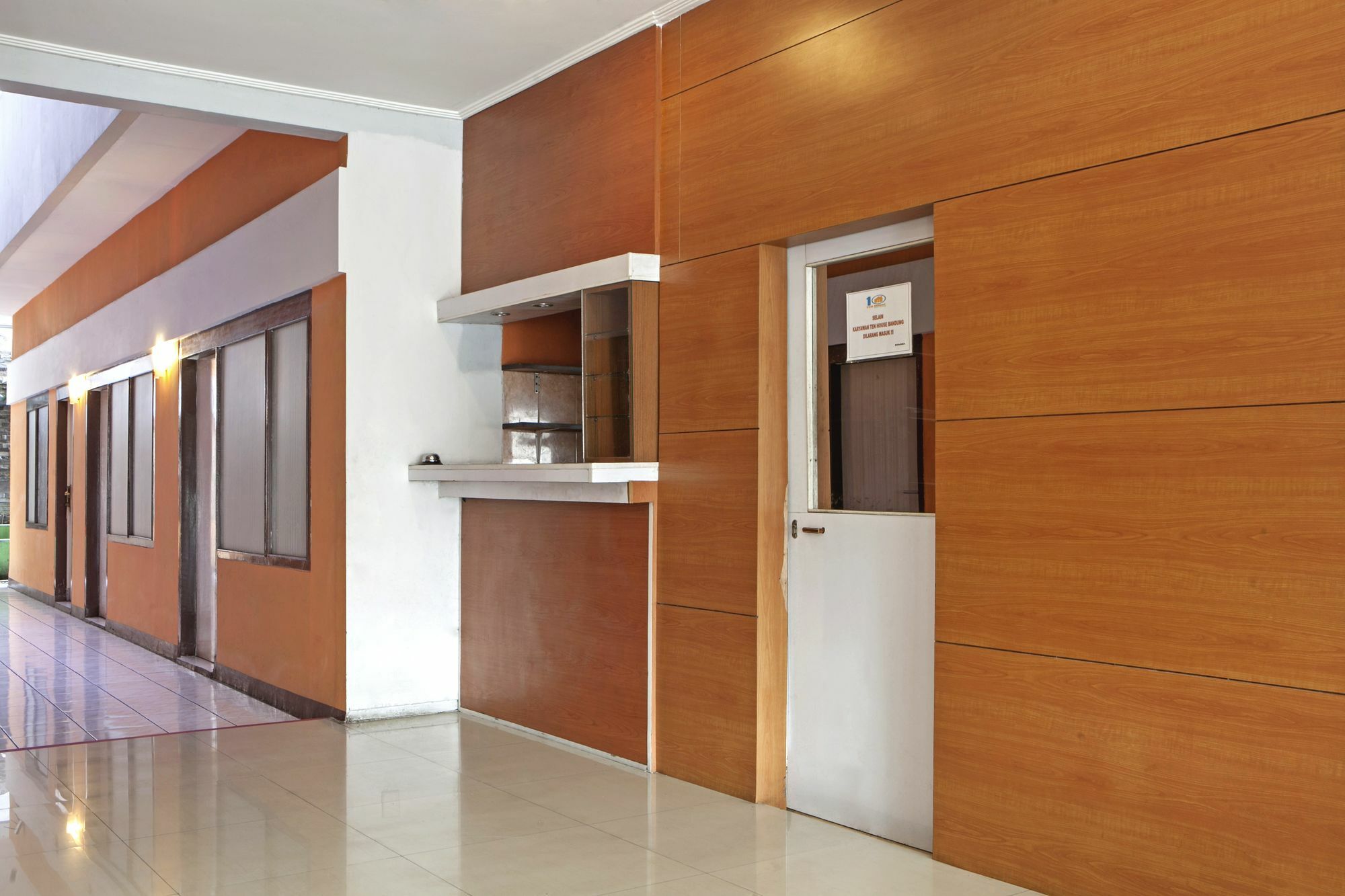 Reddoorz Syariah Near Btc Fashion Mall Bandung Exterior foto